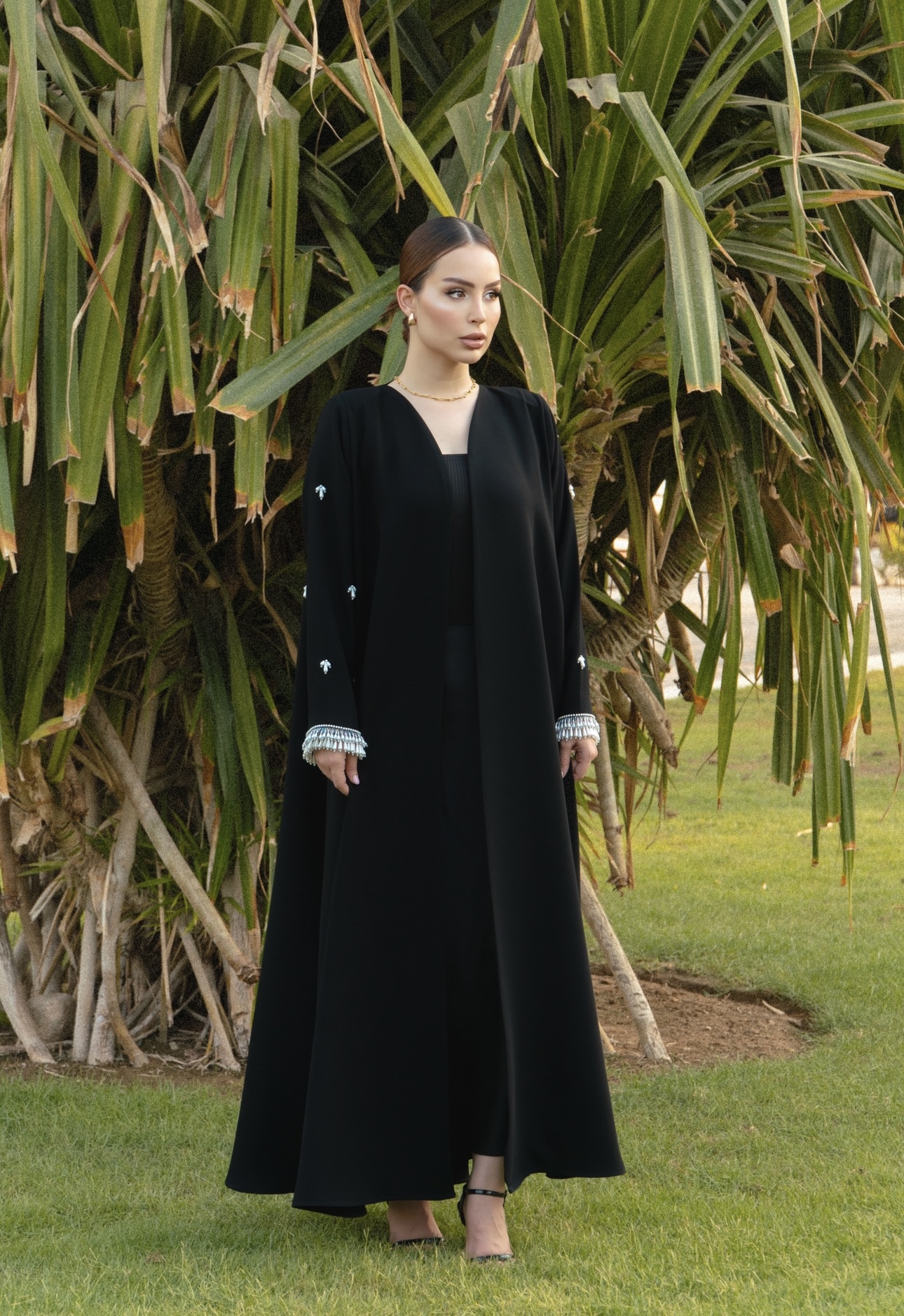 LOOK 01
