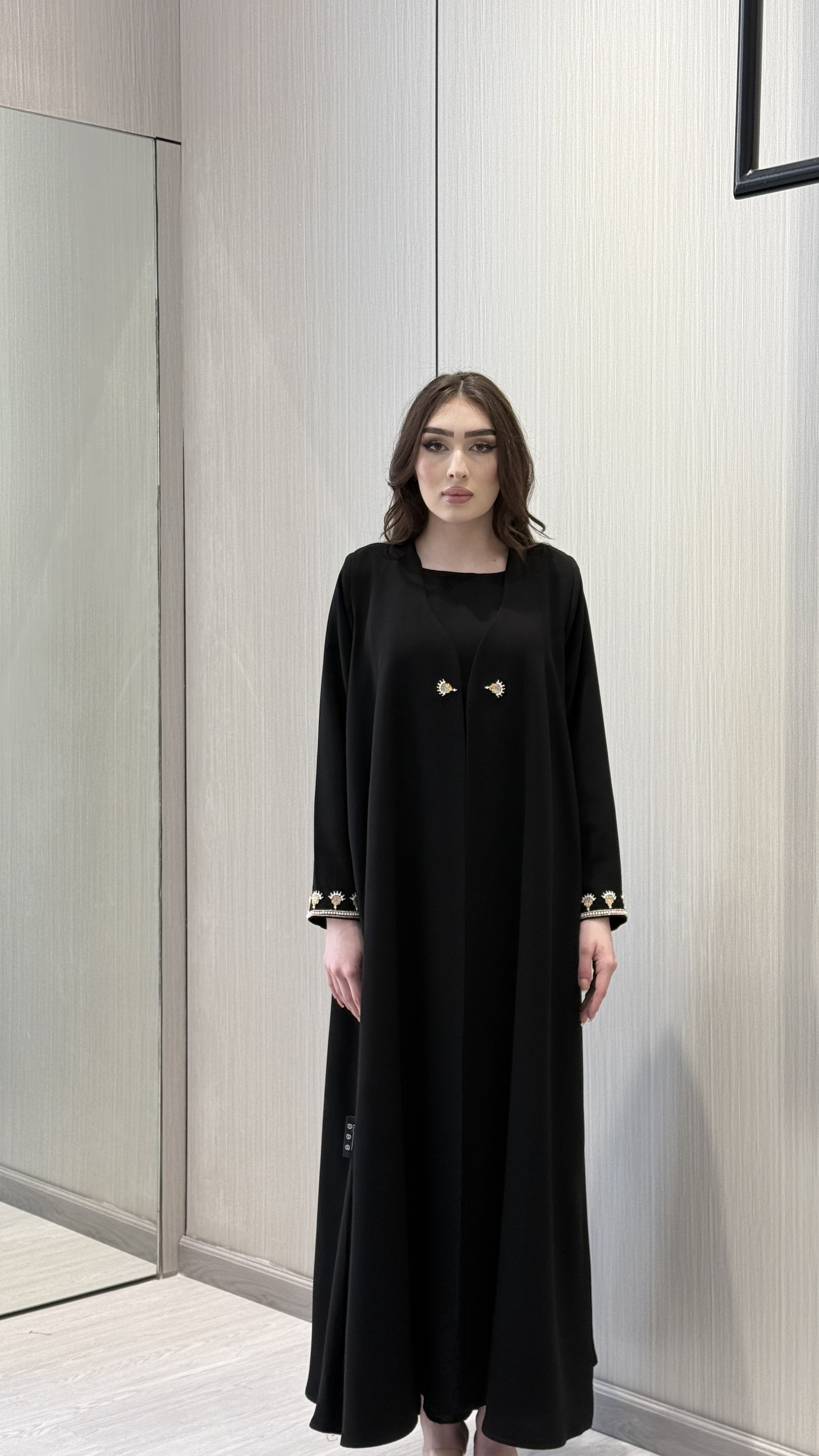 LOOK 01