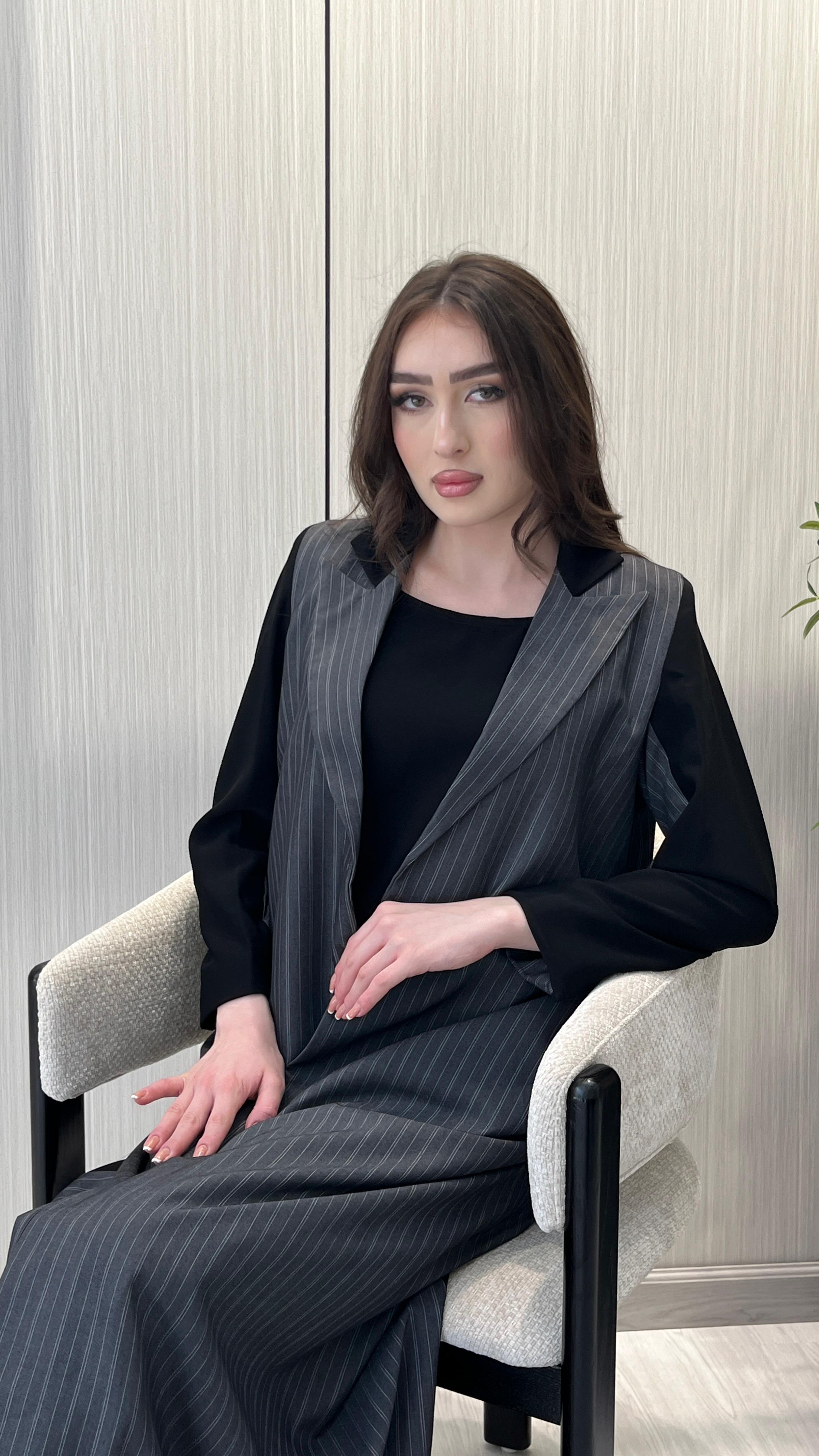 LOOK 01