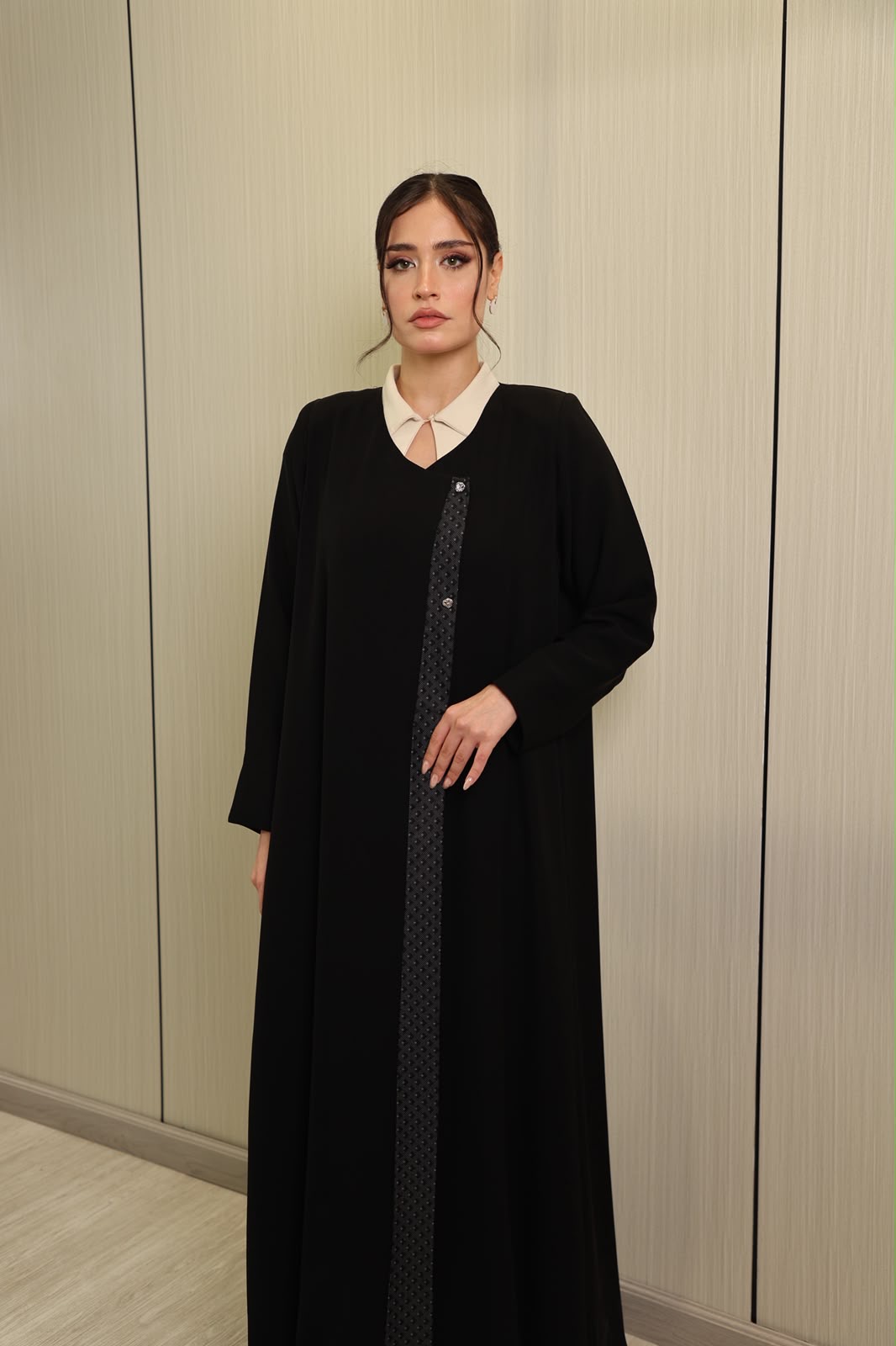 LOOK 01